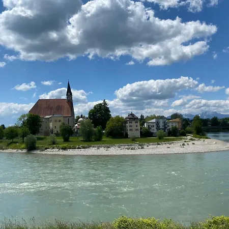 An Der Romantischen Salzachschleife Naehe Salzburg Laufen