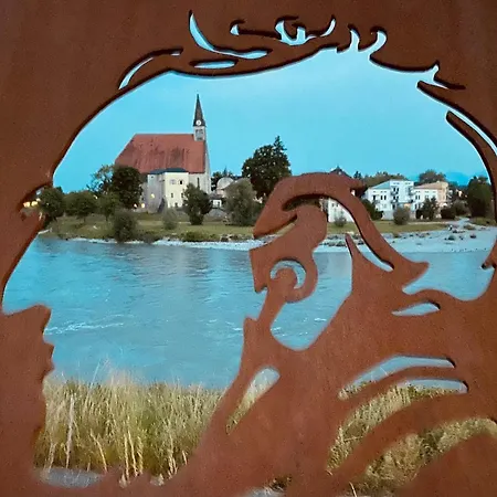 An Der Romantischen Salzachschleife Naehe Salzburg Laufen